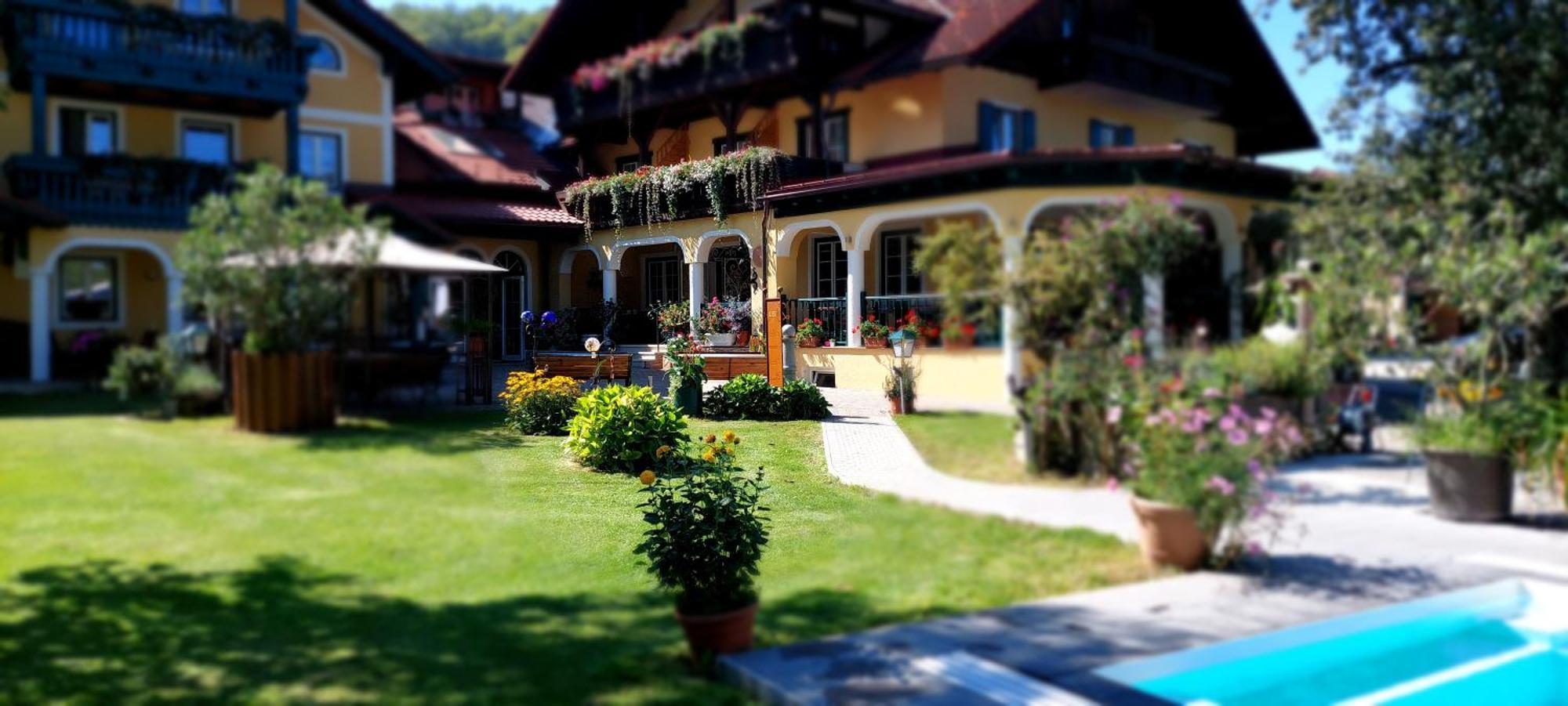 Landhotel Waldmuehle Sankt Georgen im Attergau Eksteriør billede